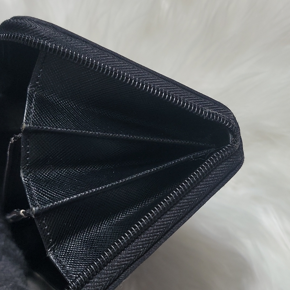 PRADA Wallet - Picture 14 of 16